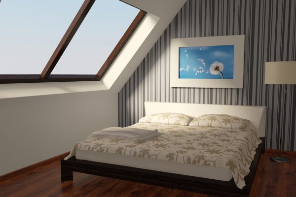 In einem Schlafzimmer mit Dachschräge steht weniger Platz zur Verfügung.